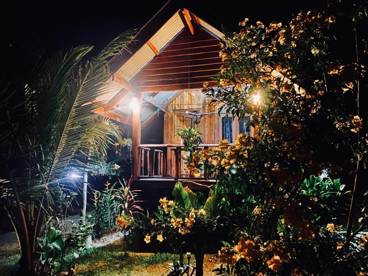 Nadia Resort Kohjum 俊穆岛 外观 照片