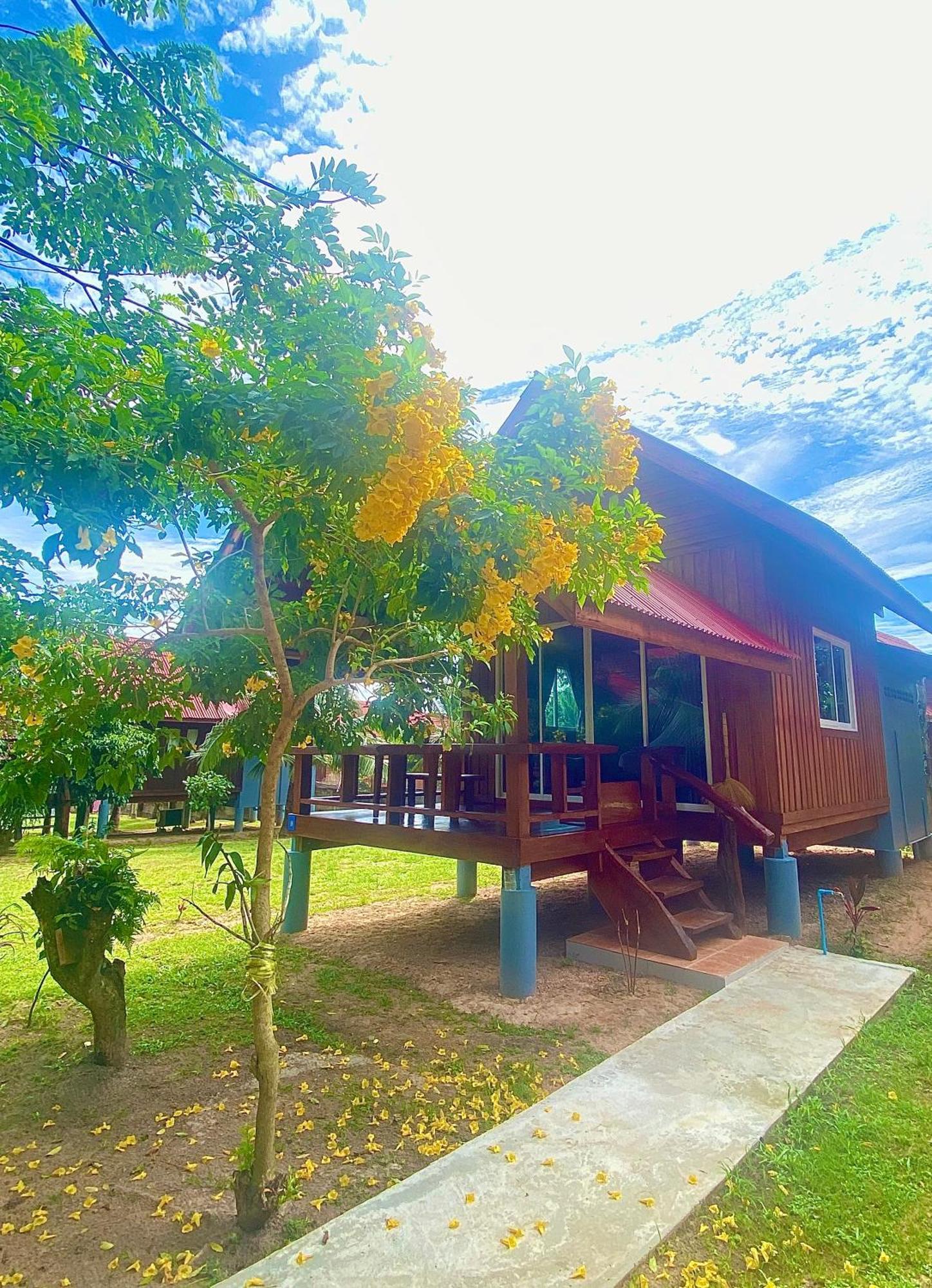 Nadia Resort Kohjum 俊穆岛 外观 照片